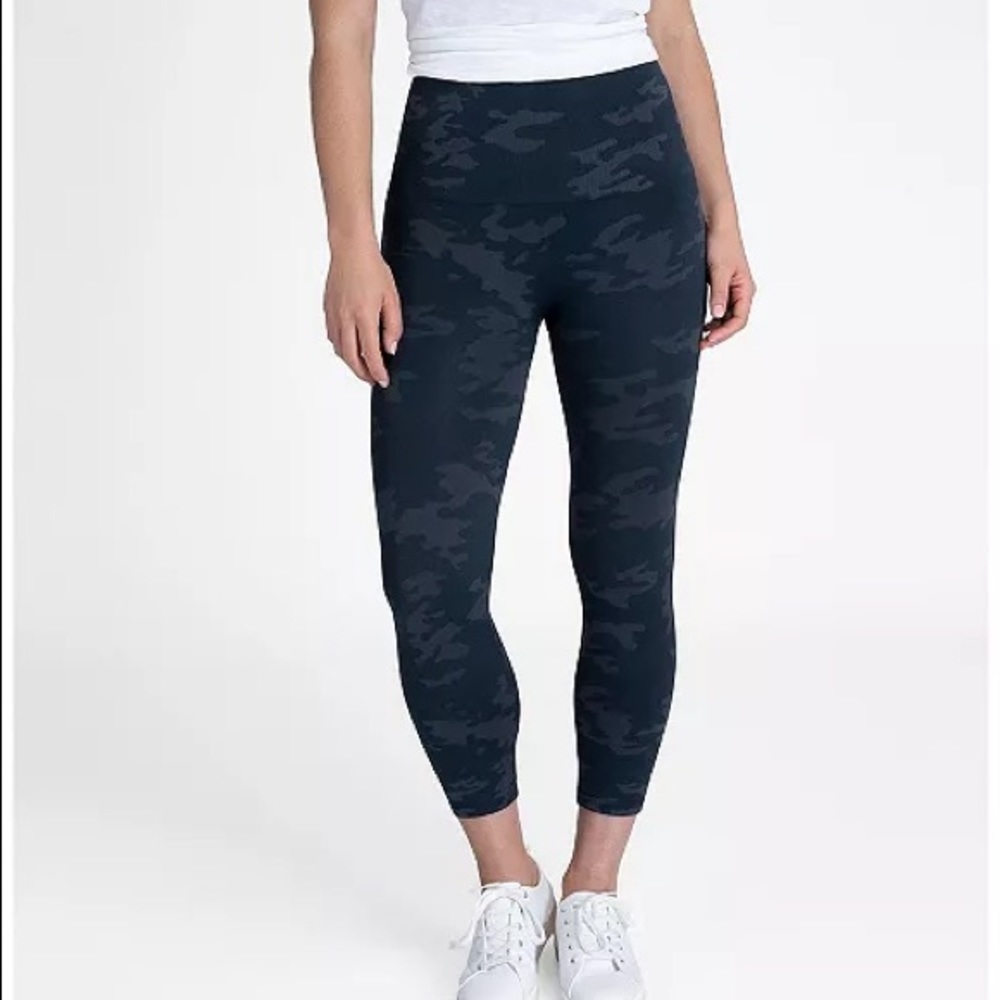 SPANK Cropped Camo  Seamless Leggings S/XS
